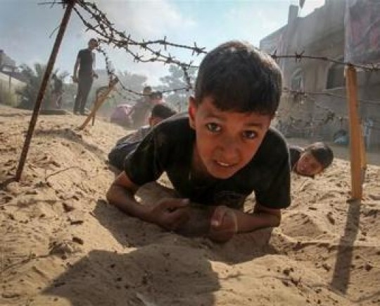  فرزندان شب  مستندی از جذب نوجوانان به "کارخانه مغزشویی" داعش/ پخش تلویزیونی، امشب