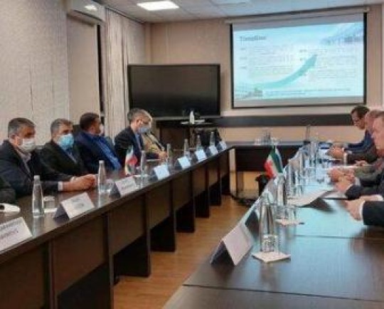 بازدید رئیس سازمان انرژی اتمی از آکادمی علوم هستهای روسیه