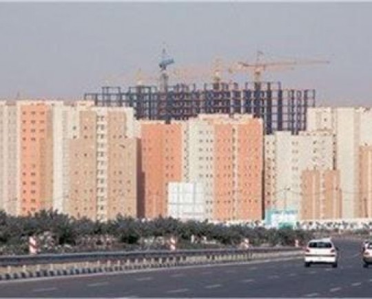 معاون وزیر راه خبر داد: مالیات بر خانههای خالی شناسایی شده تا پایان سال اخذ خواهد شد