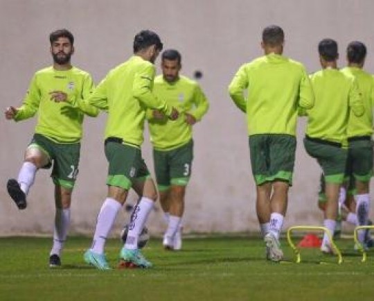 فدراسیون فوتبال پاسخگوی حاشیهها باشد/ سوریه را نباید دست کم گرفت