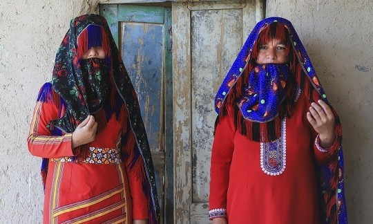 سرزمین رنگ ها و درههای کهن و با اصالت+تصاویر