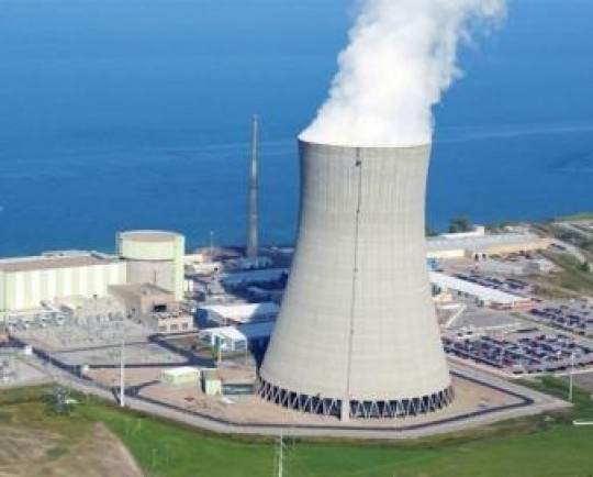 کره جنوبی برای لهستان نیروگاه هستهای میسازد