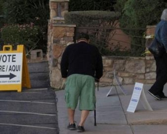 خرابی دستگاههای خودکار رای گیری در آریزونا انتقاد جمهوری خواهان را برانگیخت