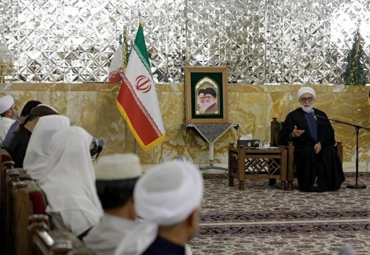 در دیدار تولیت آستان قدس رضوی با ائمه جمعه و علمای اهل سنت هرمزگان چه گذشت؟