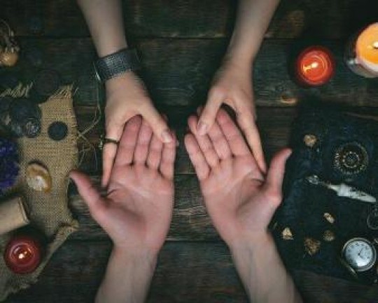 دستگیری رمال ۱۷۰ میلیارد ریالی در البرز