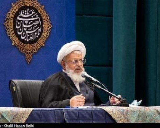 امام جمعه یزد: حاج قاسم سلیمانی نماد بصیرت و ولایتمداری است