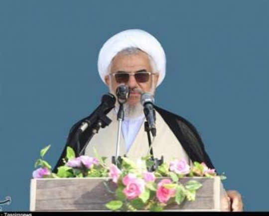 امام جمعه بندرعباس: با اقدام اتحادیه اروپا در قبال سپاه مقابله بهمثل میکنیم