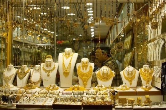 ضرورت نصب تابلو آنلاین در طلافروشیهای تویسرکان