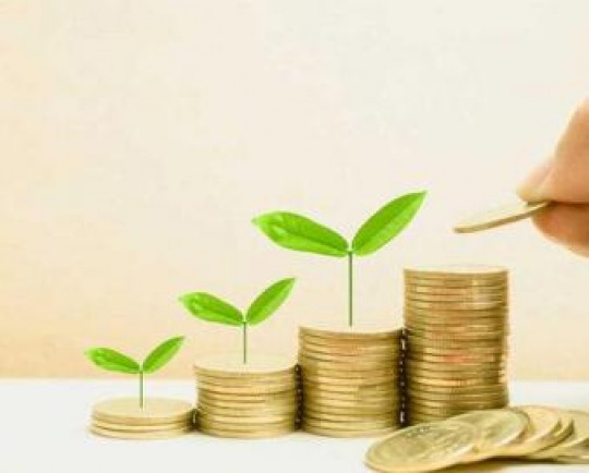 جایگزینی یکباره خمس و زکات به جای مالیاتها ریسک بالایی دارد