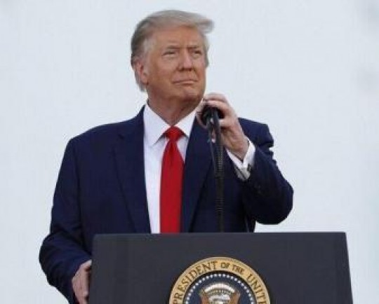 ترامپ: برای حل بحران اوکراین، با پوتین دیدار میکنم!