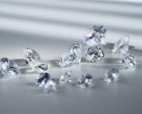 تحریم الماس روسیه میتواند بازار جهانی جواهرات را مختل کند