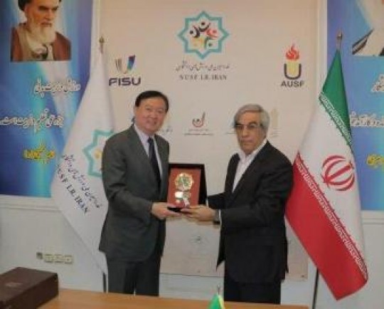دیدار سفیر چین با رئیس فدراسیون ورزشهای دانشگاهی