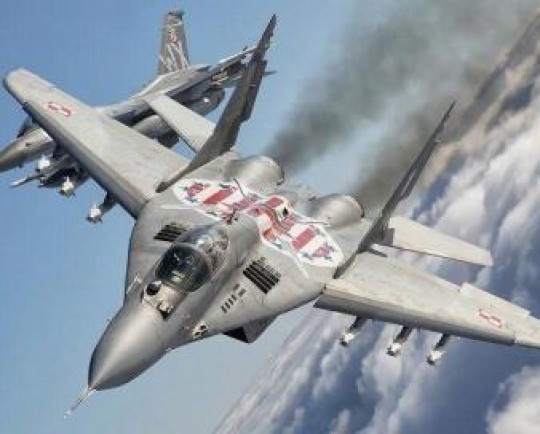 ادعای آمریکا مبنی بر اعزام جنگندههای اف۱۶ به خلیج فارس